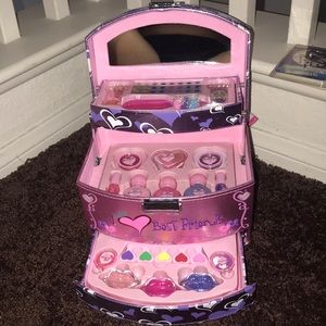 Kids makeup kit
